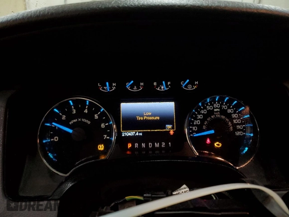 2014 Ford F-150 XL с VIN 1FTFW1EF2EFA60846, выставлен на аукционе Copart как лот 58653295 с пробегом 210 437 миль миль и Чистый • Clean title. История ставок и продаж доступна на DreamBid. Изображение 9.