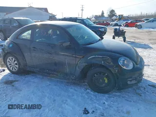 2015 Volkswagen Beetle Fleet Edition with VIN 3VWF17AT4FM640451, listed as a IAAI auction lot 41415889 with 114,436 mi miles and . Bid and sale history available at DreamBid. Image 1.