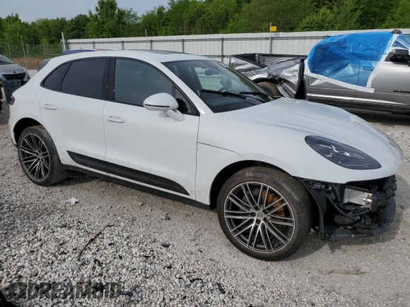 2023 Porsche Macan with VIN WP1AA2A51PLB15642, listed as a Copart auction lot 54434425 with 21,385 mi miles and Clean title. Bid and sale history available at DreamBid. Image 4.