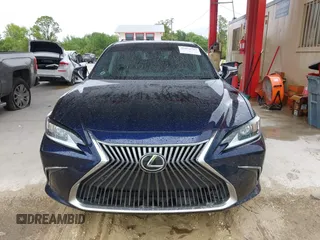2021 Lexus ES with VIN 58ADZ1B1XMU100242, listed as a IAAI auction lot 41971747 with 27,965 mi miles. Bid and sale history available at carsss.com. Image 13.
