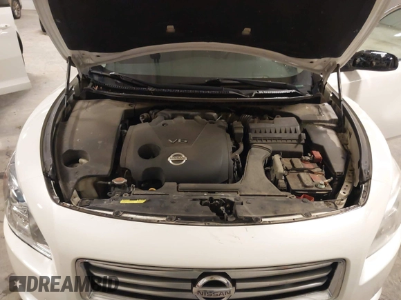 2014 Nissan Maxima S with VIN 1N4AA5AP1EC439827, listed as a IAAI auction lot 41847464 with 135,205 mi miles and . Bid and sale history available at DreamBid. Image 10.