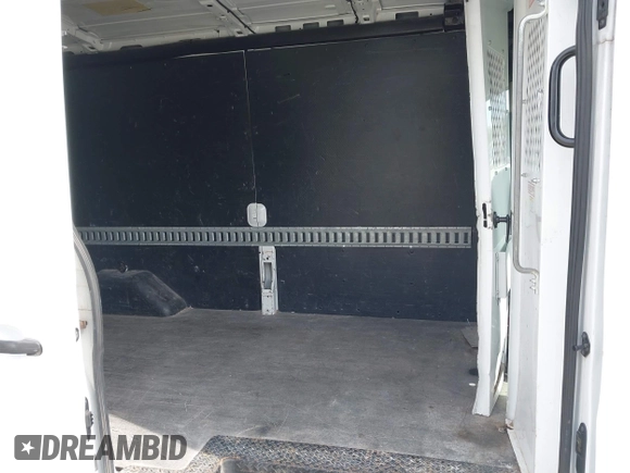 2019 Ford Transit with VIN 1FTBW2CM6KKB73059, listed as a IAAI auction lot 42143526 with 114,147 mi miles. Bid and sale history available at carsss.com. Image 8.