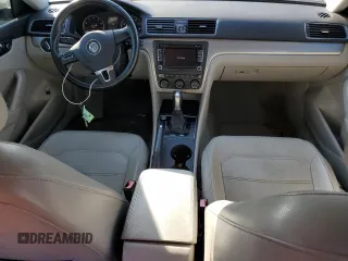 2015 Volkswagen Passat S with VIN 1VWAS7A30FC113371, listed as a Copart auction lot 52119765 with 162,431 mi miles and Clean title. Bid and sale history available at DreamBid. Image 8.