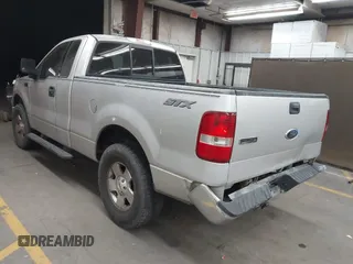 2004 Ford F-150 XL z VIN 1FTRF12W84NB37032, wystawiony jako IAAI lot #41932882 z przebiegiem 244 800 mil mil oraz . Historia ofert i sprzedaży dostępna na DreamBid. Obrazek 3.