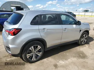 2024 Mitsubishi Outlander S z VIN JA4ARUAU6RU020594, wystawiony jako Copart lot #58967225 z przebiegiem 8596 mil mil oraz Tytuł czysty. Historia ofert i sprzedaży dostępna na DreamBid. Obrazek 3.