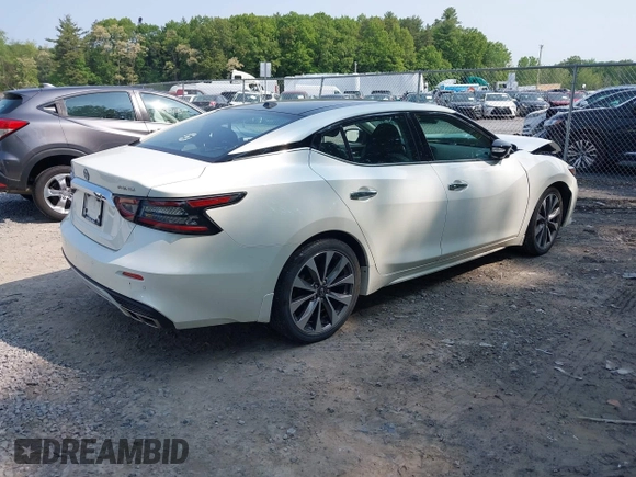 2023 Nissan Maxima Platinum with VIN 1N4AA6FV5PC505862, listed as a IAAI auction lot 42418625 with 10,485 mi miles and . Bid and sale history available at DreamBid. Image 4.