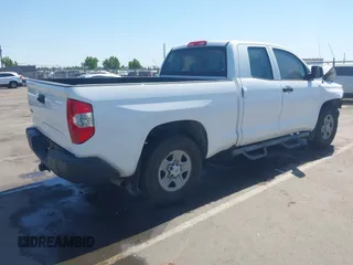 2017 Toyota Tundra SR с VIN 5TFUM5F16HX074447, выставлен на аукционе IAAI как лот 42359101 с пробегом 117 085 миль миль и . История ставок и продаж доступна на DreamBid. Изображение 4.