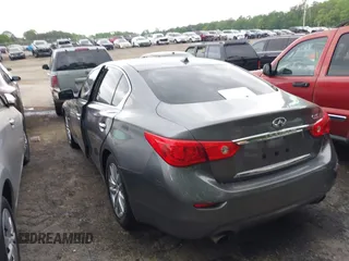 2017 Infiniti Q50 Premium with VIN JN1EV7AP0HM735371, listed as a IAAI auction lot 42101630 with 165,334 mi miles and . Bid and sale history available at carsss.com. Image 3.