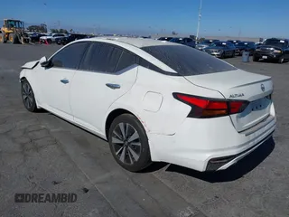 2021 Nissan Altima SV with VIN 1N4BL4DV8MN310134, listed as a IAAI auction lot 42418448 with 96,140 mi miles and . Bid and sale history available at DreamBid. Image 3.