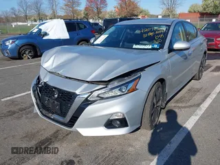2020 Nissan Altima SV z VIN 1N4BL4DV3LC182167, wystawiony jako IAAI lot #42071300 z przebiegiem 69 122 mil mil oraz . Historia ofert i sprzedaży dostępna na DreamBid. Obrazek 6.