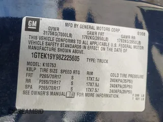 2008 GMC Sierra 1500 with VIN 1GTEK19Y98Z225605, listed as a IAAI auction lot 42216751 with 275,642 mi miles and . Bid and sale history available at DreamBid. Image 9.