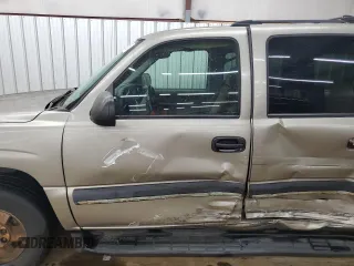 2003 Chevrolet Suburban LT z VIN 1GNFK16Z93J165597, wystawiony jako Copart lot #52101725 z przebiegiem 285 014 mil mil oraz Szkoda całkowita • Salvage title. Historia ofert i sprzedaży dostępna na DreamBid. Obrazek 7.