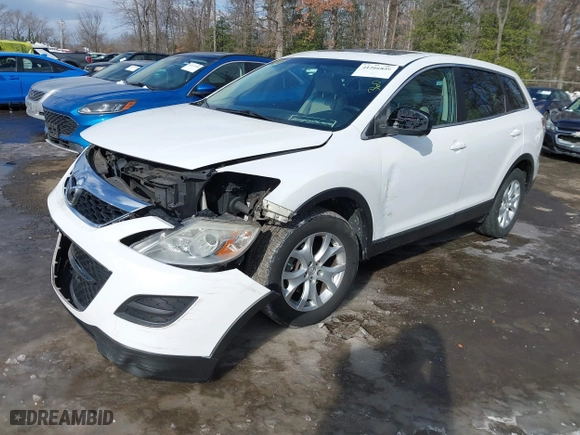 2011 Mazda CX-9 Touring with VIN JM3TB3CV5B0330596, listed as a IAAI auction lot 41266859 with 186,577 mi miles. Bid and sale history available at carsss.com. Image 17.