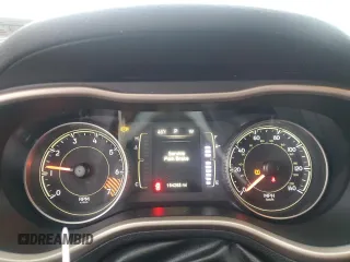 2014 Jeep Cherokee Latitude with VIN 1C4PJLCBXEW172132, listed as a Copart auction lot 47528285 with 154,268 mi miles and Salvage Title. Bid and sale history available at carsss.com. Image 9.