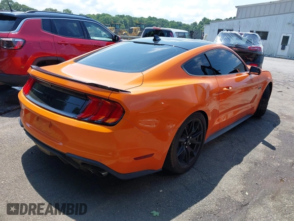 2020 Ford Mustang GT z VIN 1FA6P8CF5L5174647, wystawiony jako IAAI lot #42476619 z przebiegiem 42 728 mil mil oraz . Historia ofert i sprzedaży dostępna na DreamBid. Obrazek 4.