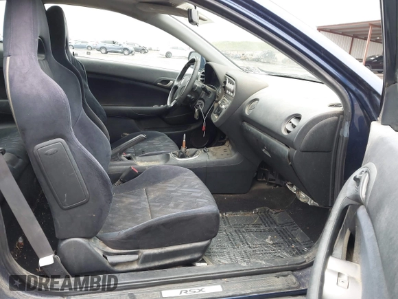 2002 Acura RSX Manual с VIN JH4DC53872C039109, выставлен на аукционе IAAI как лот 41616235 с пробегом 180 956 миль миль и . История ставок и продаж доступна на DreamBid. Изображение 5.
