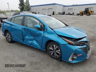 2017 Toyota Prius Plus z VIN JTDKARFP6H3011335, wystawiony jako Copart lot #54953405 z przebiegiem 68 502 mil mil oraz Szkoda całkowita • Salvage title. Historia ofert i sprzedaży dostępna na DreamBid. Obrazek 4.