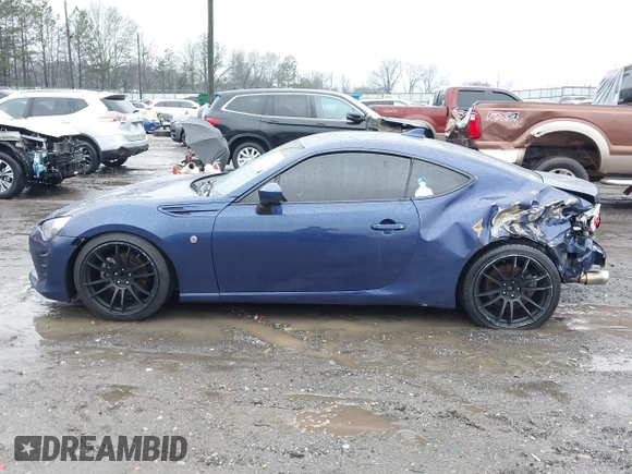 2017 Toyota 86 with VIN JF1ZNAA12H9703408, listed as a IAAI auction lot 41311374 with 90,661 mi miles. Bid and sale history available at carsss.com. Image 14.