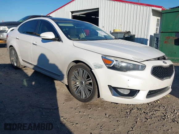 2015 Kia Cadenza Premium with VIN KNALN4D77F5170135, listed as a IAAI auction lot 41310337 with 237,376 mi miles. Bid and sale history available at carsss.com. Image 1.