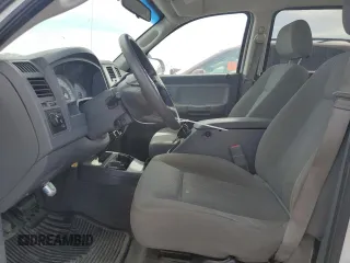 2006 Dodge Dakota SLT with VIN 1D7HW48N96S679598, listed as a Copart auction lot 72575694 with 190,371 mi miles and Clean Title. Bid and sale history available at carsss.com. Image 7.