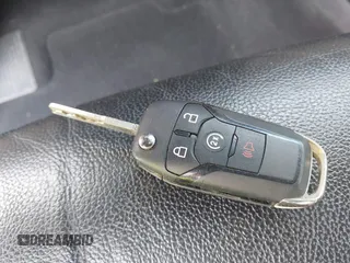 2019 Ford F-250 XL с VIN 1FT7W2B67KEG30369, выставлен на аукционе IAAI как лот 41646594 с пробегом 72 734 миль миль и . История ставок и продаж доступна на DreamBid. Изображение 11.