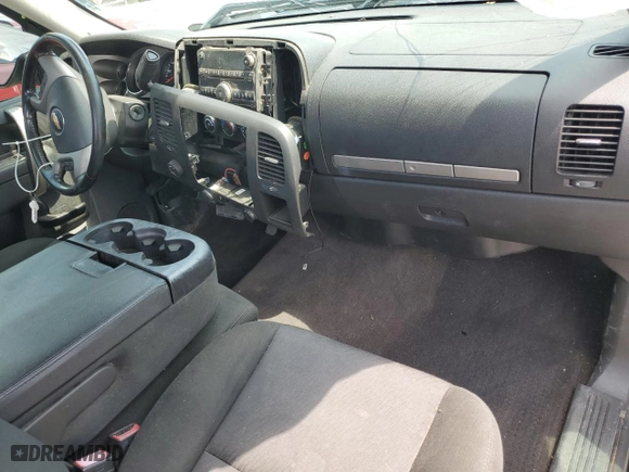 2013 Chevrolet Silverado 1500 LT with VIN 1GCNKSE02DZ283362, listed as a Copart auction lot 63886234 with 202,749 mi miles and Salvage Title. Bid and sale history available at carsss.com. Image 8.