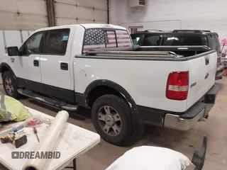 2004 Ford F-150 XLT with VIN 1FTPW14564KD68234, listed as a IAAI auction lot 41838366 with 187,953 mi miles. Bid and sale history available at carsss.com. Image 3.