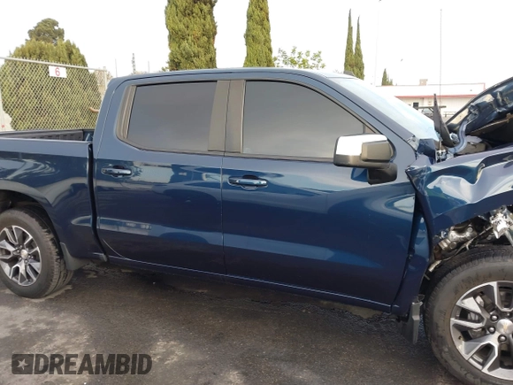 2022 Chevrolet Silverado 1500 LT with VIN 1GCPACED4NZ526840, listed as a IAAI auction lot 41444529 with 22,393 mi miles. Bid and sale history available at carsss.com. Image 13.