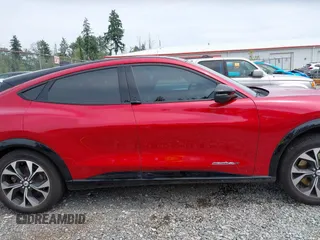 2022 Ford Mustang Mach-E Premium с VIN 3FMTK3SU1NMA27488, выставлен на аукционе IAAI как лот 42580899 с пробегом 37 982 миль миль и . История ставок и продаж доступна на DreamBid. Изображение 13.