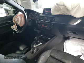 2018 BMW M2 z VIN WBS1J5C5XJVD37006, wystawiony jako Copart lot #71951884 z przebiegiem 52 530 mil mil oraz Szkoda całkowita • Salvage title. Historia ofert i sprzedaży dostępna na DreamBid. Obrazek 8.
