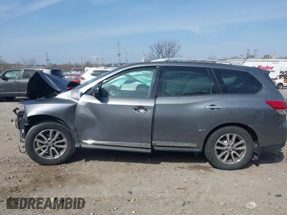 2015 Nissan Pathfinder SV z VIN 5N1AR2MM1FC677029, wystawiony jako IAAI lot #41791507 z przebiegiem Nie podano mil oraz . Historia ofert i sprzedaży dostępna na DreamBid. Obrazek 13.