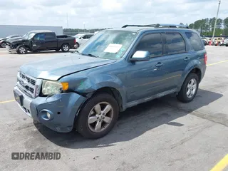 2011 Ford Escape Limited with VIN 1FMCU0E78BKB28559, listed as a IAAI auction lot 41951972 with 213,913 mi miles. Bid and sale history available at carsss.com. Image 2.