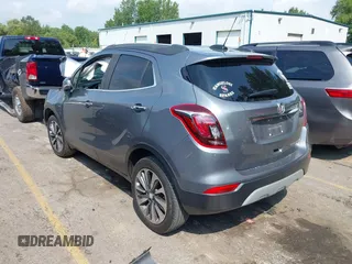 2019 Buick Encore Essence with VIN KL4CJGSM1KB890660, listed as a IAAI auction lot 40010798 with Not Provided miles and . Bid and sale history available at carsss.com. Image 3.