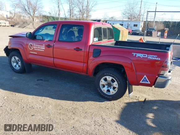 2014 Toyota Tacoma with VIN 3TMLU4EN5EM152759, listed as a IAAI auction lot 41726552 with 194,817 mi miles. Bid and sale history available at carsss.com. Image 3.