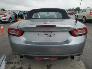 2017 FIAT 124 Spider Lusso z VIN JC1NFAEK0H0127134, wystawiony jako Copart lot #56334925 z przebiegiem 12 367 mil mil oraz Szkoda całkowita • Salvage title. Historia ofert i sprzedaży dostępna na DreamBid. Obrazek 6.