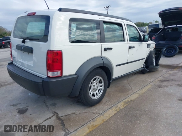 2008 Dodge Nitro SXT z VIN 1D8GT28K98W113494, wystawiony jako IAAI lot #41728030 z przebiegiem 31 397 mil mil oraz . Historia ofert i sprzedaży dostępna na DreamBid. Obrazek 4.