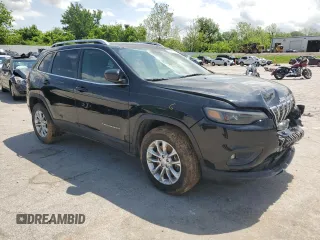 2019 Jeep Cherokee Latitude z VIN 1C4PJMCB8KD212964, wystawiony jako Copart lot #56205015 z przebiegiem 116 443 mil mil oraz Szkoda całkowita • Salvage title. Historia ofert i sprzedaży dostępna na DreamBid. Obrazek 4.