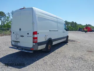 2012 Mercedes-Benz Sprinter Cargo with VIN WD3PE8CB9C5680459, listed as a IAAI auction lot 41963312 with 389,549 mi miles. Bid and sale history available at carsss.com. Image 4.