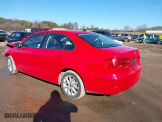 2011 Volkswagen Jetta Sedan SE w/Convenience with VIN 3VWDX7AJ7BM394123, listed as a IAAI auction lot 41645831 with 160,430 mi miles. Bid and sale history available at carsss.com. Image 3.
