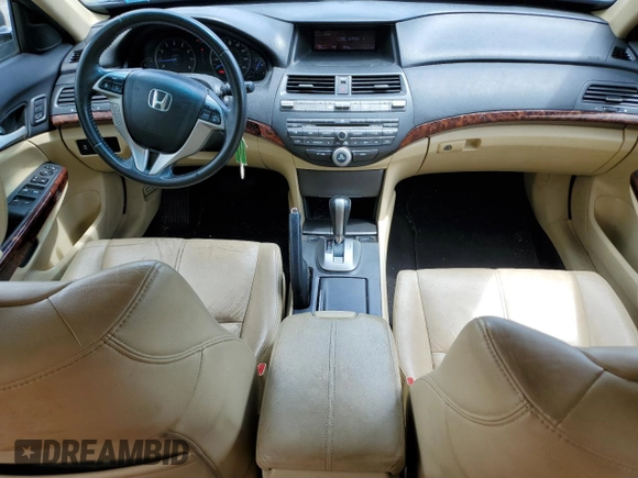 2010 Honda Crosstour EX-L z VIN 5J6TF2H56AL011005, wystawiony jako Copart lot #55599295 z przebiegiem 79 403 mil mil oraz Szkoda całkowita • Salvage title. Historia ofert i sprzedaży dostępna na DreamBid. Obrazek 8.