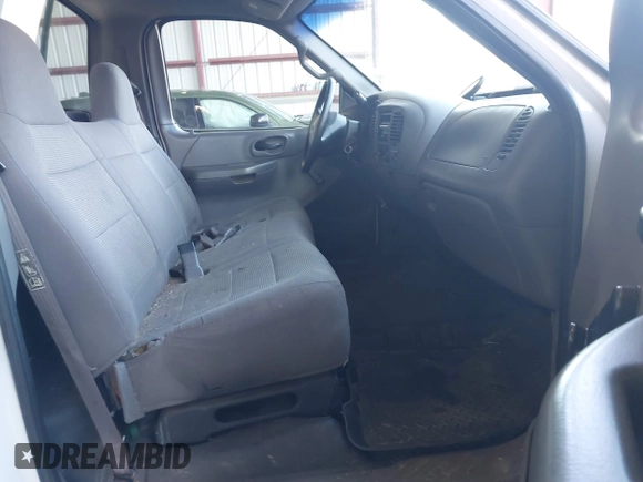 2001 Ford F-150 XL with VIN 1FTZF17261NA50103, listed as a IAAI auction lot 41885497 with 150,581 mi miles and . Bid and sale history available at DreamBid. Image 5.
