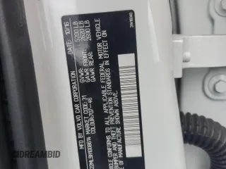 2017 Volvo S90 Inscription с VIN YV1A22ML9H1008614, выставлен на аукционе Copart как лот 55606895 с пробегом 43 242 миль миль и Списание • Salvage title. История ставок и продаж доступна на DreamBid. Изображение 12.