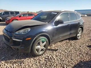 2016 Porsche Cayenne z VIN WP1AA2A27GLA08049, wystawiony jako Copart lot #87113884 z przebiegiem 125 603 mil mil oraz Szkody całkowita. Historia ofert i sprzedaży dostępna na DreamBid. Obrazek 1.