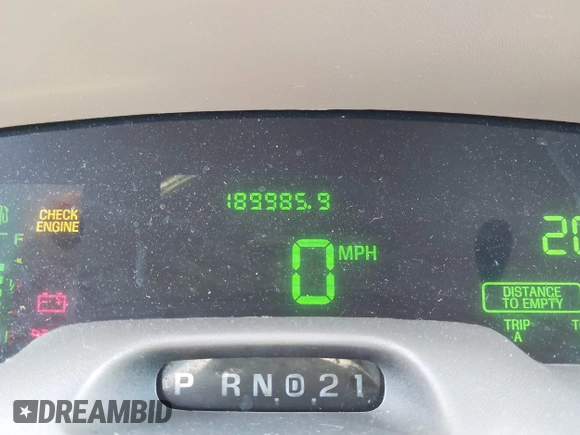 2002 Mercury Grand Marquis LS Premium with VIN 2MEFM75W52X667539, listed as a IAAI auction lot 42026715 with 189,985 mi miles and . Bid and sale history available at DreamBid. Image 15.