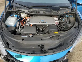 2019 Toyota Mirai with VIN JTDBVRBD0KA005923, listed as a Copart auction lot 50032775 with 60,729 mi miles and Salvage Title. Bid and sale history available at carsss.com. Image 13.