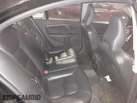 2011 Volvo S80 3.0L Turbo z VIN YV1902AHXB1149000, wystawiony jako IAAI lot #41404608 z przebiegiem 96 533 mil mil oraz . Historia ofert i sprzedaży dostępna na DreamBid. Obrazek 8.