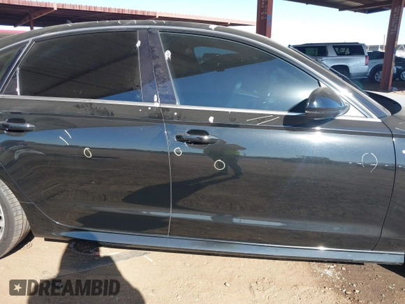 2016 Audi A6 Premium Plus z VIN WAUGFAFC8GN103391, wystawiony jako IAAI lot #41341007 z przebiegiem 130 581 mil mil oraz . Historia ofert i sprzedaży dostępna na DreamBid. Obrazek 13.