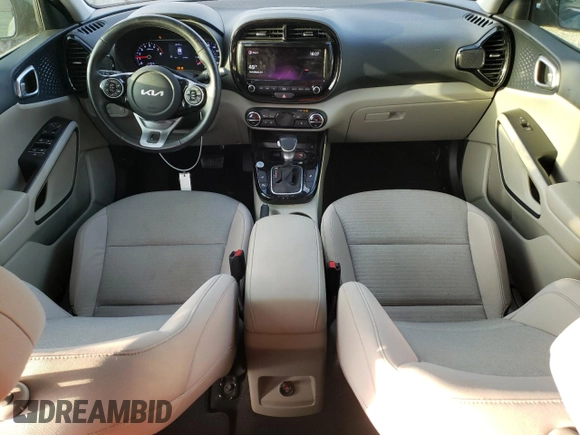 2022 Kia Soul EX with VIN KNDJ33AU7N7155089, listed as a Copart auction lot 85808124 with 37,485 mi miles and Salvage Title. Bid and sale history available at carsss.com. Image 8.