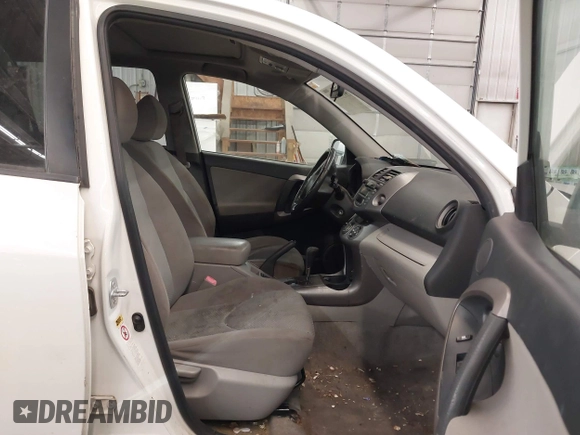 2006 Toyota RAV4 Limited with VIN JTMBK31V165010966, listed as a IAAI auction lot 41461623 with 1 mi miles. Bid and sale history available at carsss.com. Image 5.