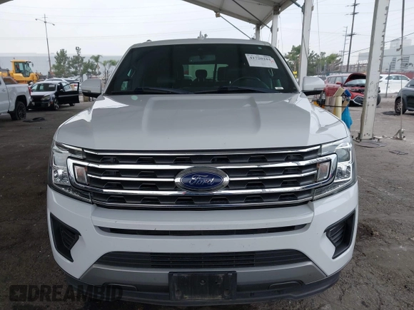 2020 Ford Expedition XLT with VIN 1FMJU1HT7LEA34372, listed as a IAAI auction lot 41720101 with 81,388 mi miles. Bid and sale history available at carsss.com. Image 12.